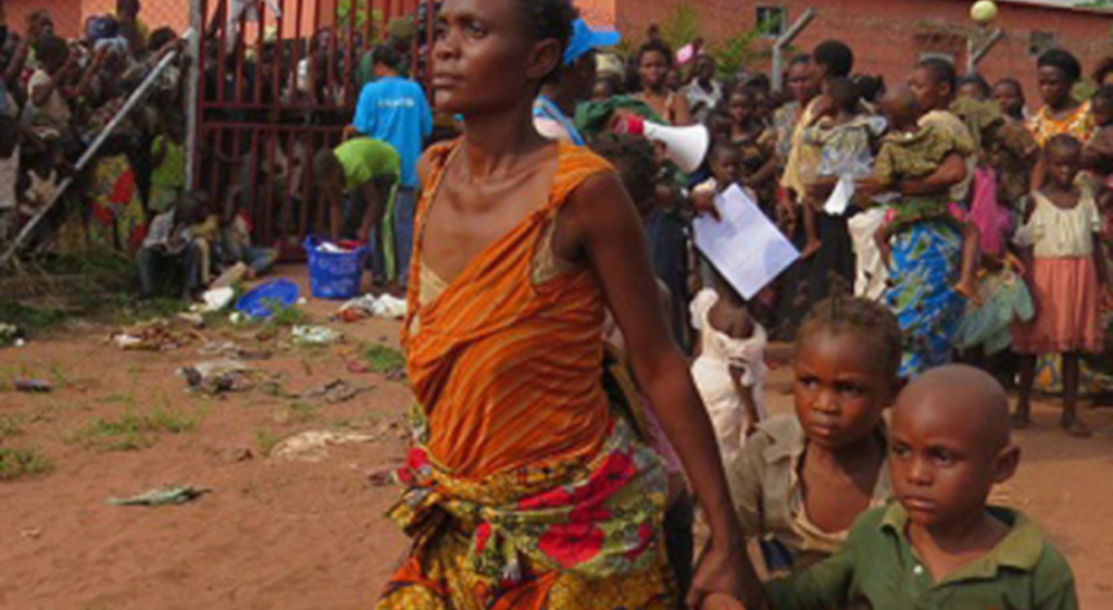 Humanitarian crisis. Congolese expelled from Angola SAPI-UNICEF